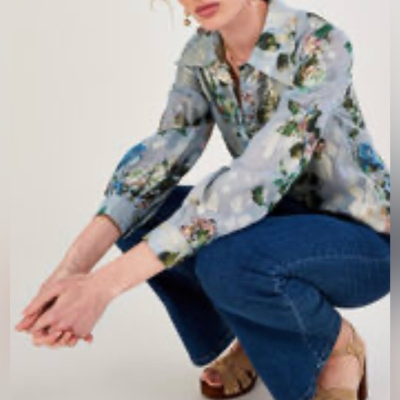 Simons Contemporaine brand sheer Floral Button feminine Down Shirt size Small - Picture 1 of 10